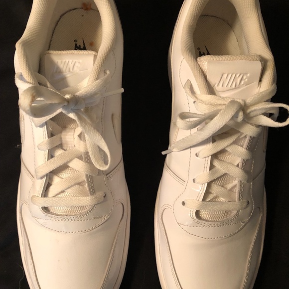 Men’s White Ebernon Size 12 Gently Worn - Picture 1 of 6